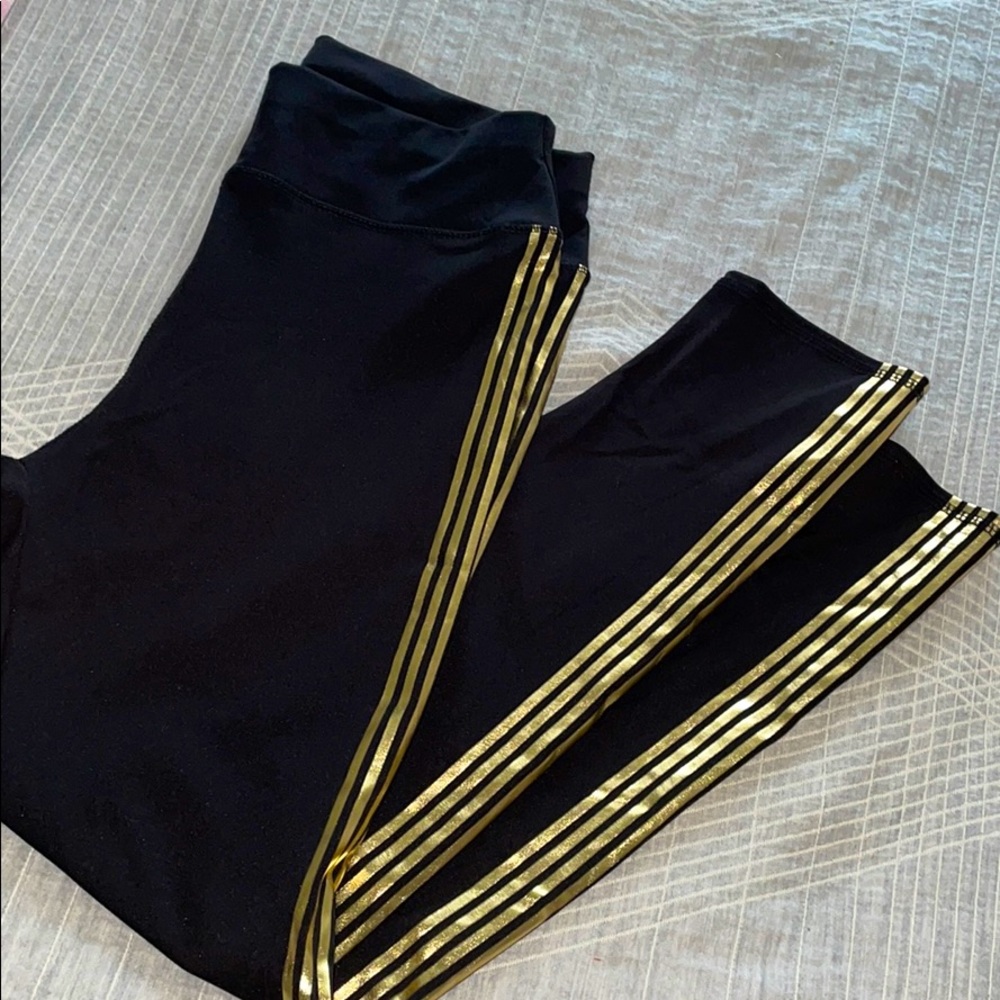 NWOT black/gold leggings